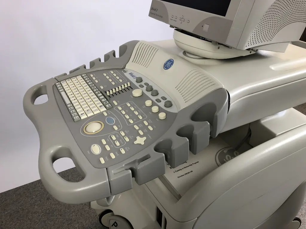 GE Vivid SN-6270-Control Panel R.webp