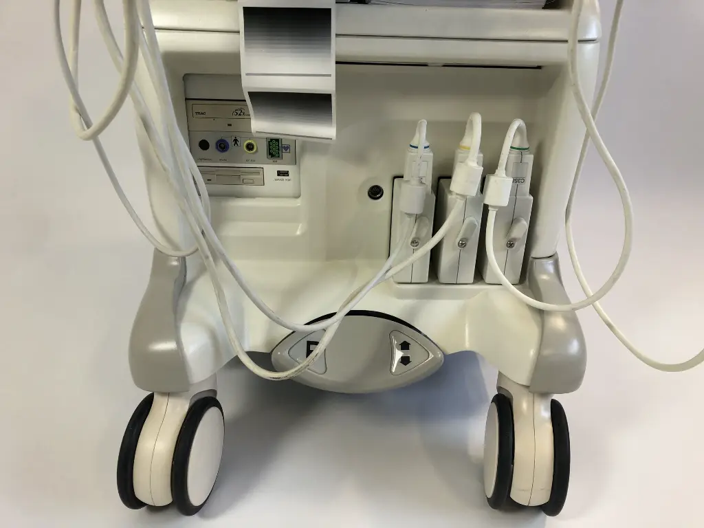 GE Vivid SN-6270-Connectors.webp
